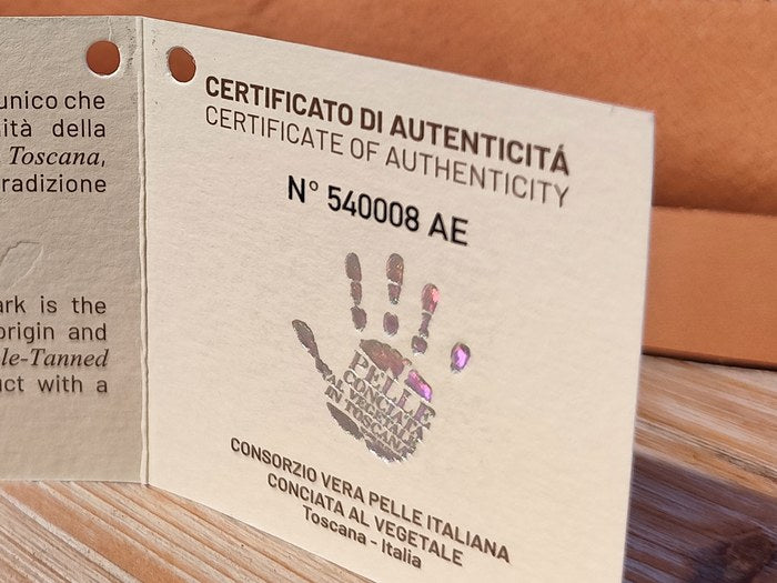 Il cartellino di garanzia del Consorzio, col suo numero